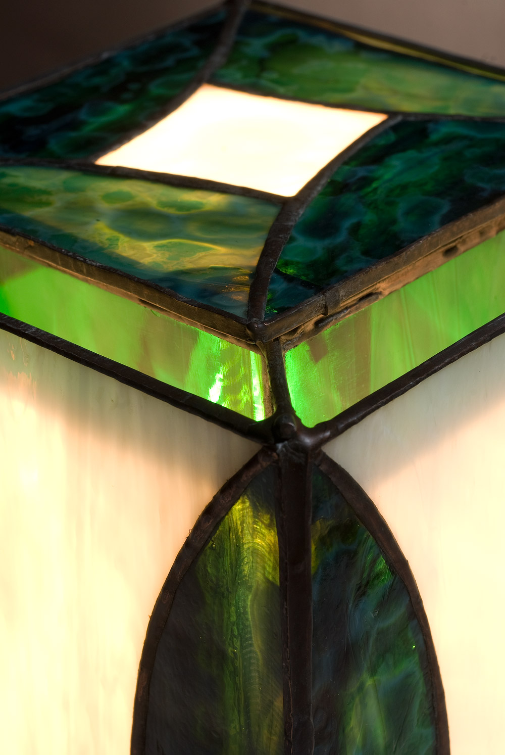 en savoir + sur To the Moon TO THE MOON (détail)